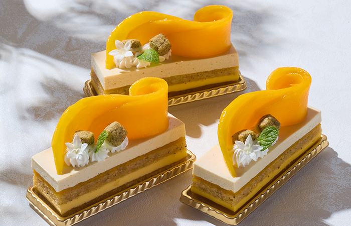 ジャスミンとマンゴーのケーキ